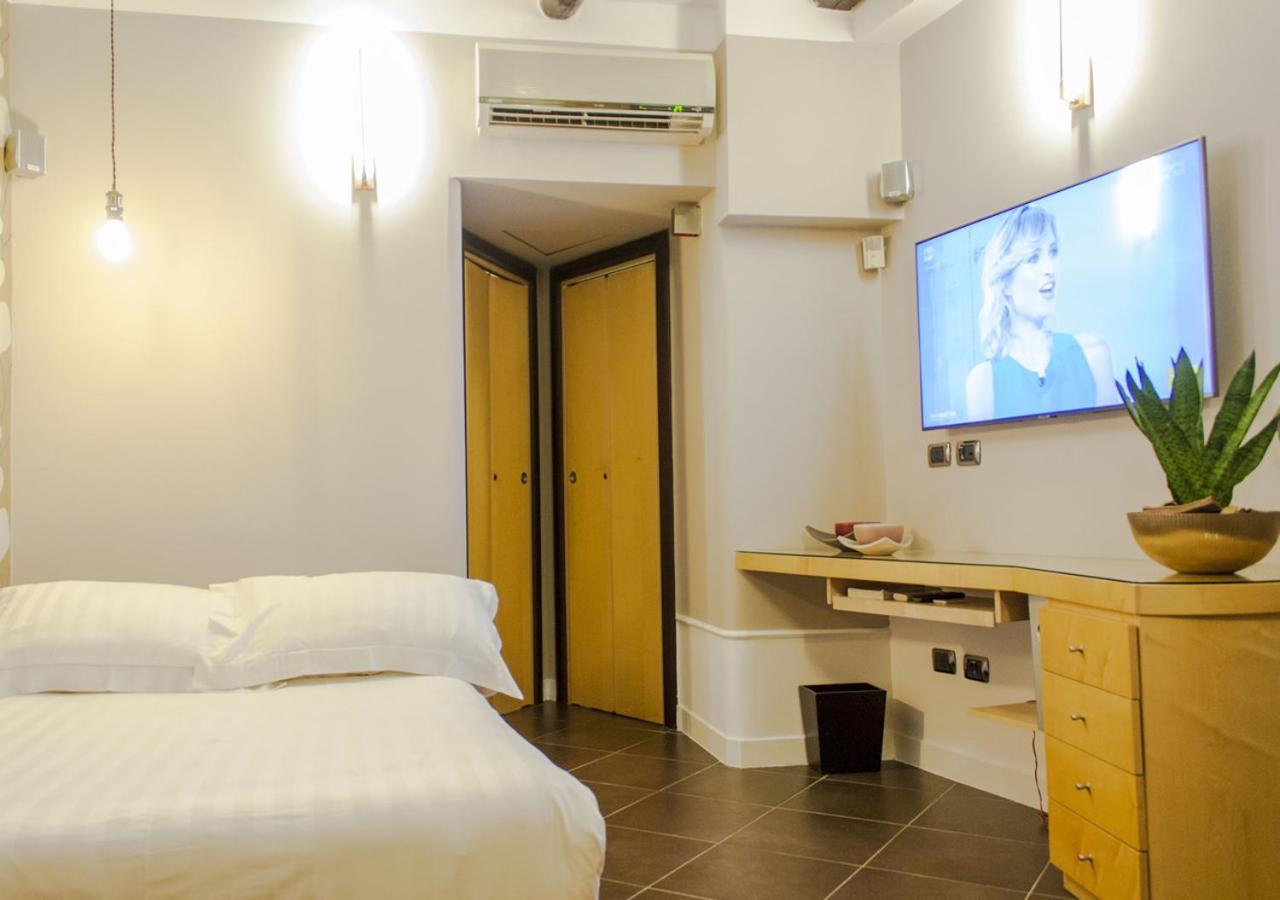 شقة Relais Santa Chiara نابولي المظهر الخارجي الصورة
