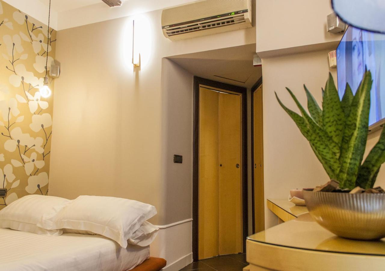 شقة Relais Santa Chiara نابولي المظهر الخارجي الصورة