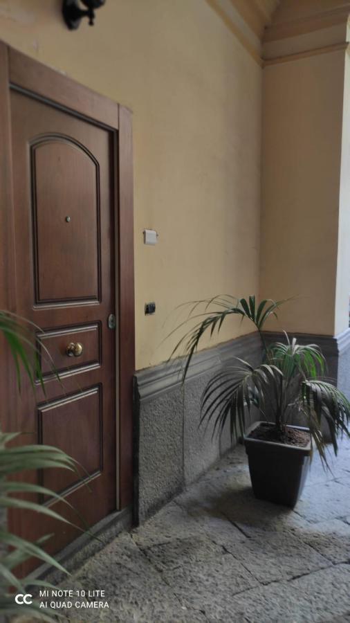 شقة Relais Santa Chiara نابولي المظهر الخارجي الصورة